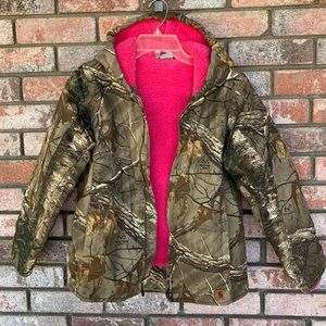 Like new! Carhartt coat, worn only once. Cali is too hot for coats!